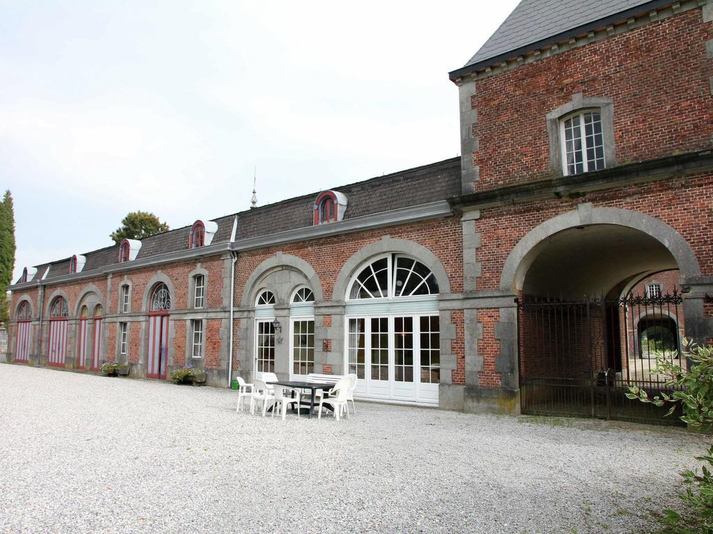 Holiday home Holiday Home For 10 People Set In Castle Grounds Barvaux-Condroz