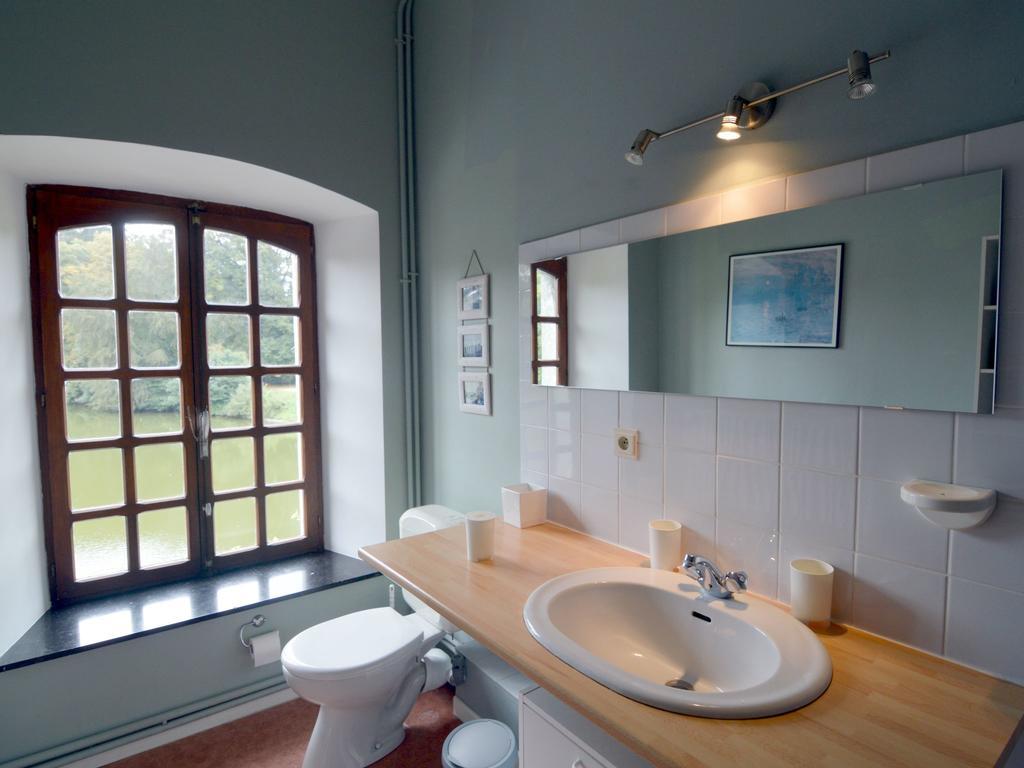 Holiday Home For 10 People Set In Castle Grounds