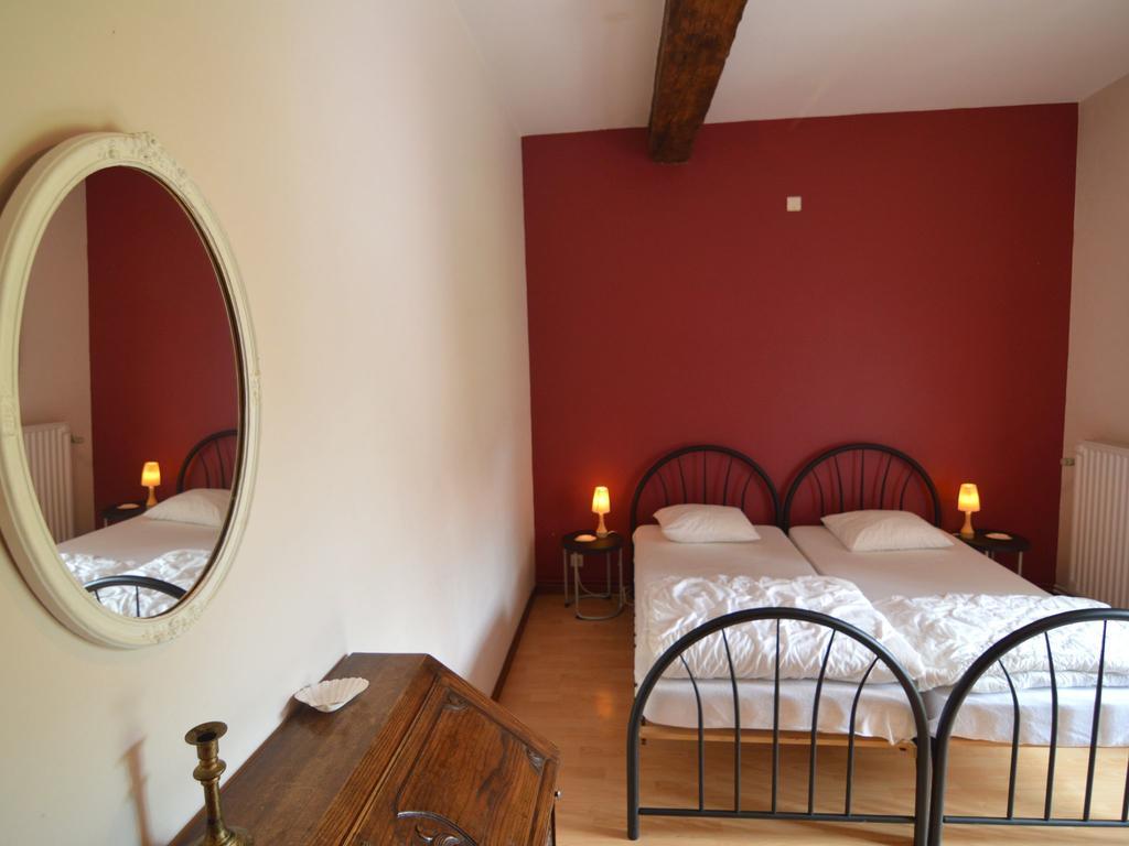 Holiday Home For 10 People Set In Castle Grounds *